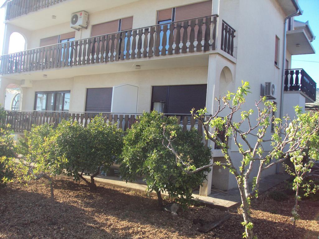 Apartments Sofija Трогир Екстериор снимка